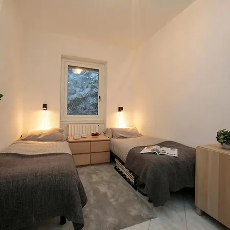 Sonenga Panoramic Terrace アパート メナッジョ